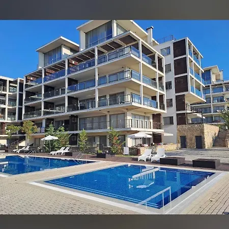 With Sea View In Yoo Bulgaria, דירה *